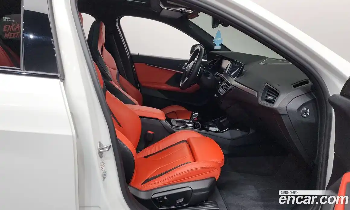 BMW 1 серия 2024 2.0 автомат (гидро), фото 15