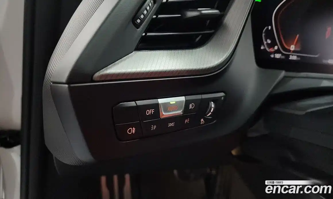 BMW 1 серия 2024 2.0 автомат (гидро), фото 28