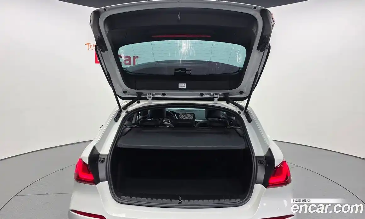 BMW 1 серия 2021 2.0 автомат (гидро), фото 26