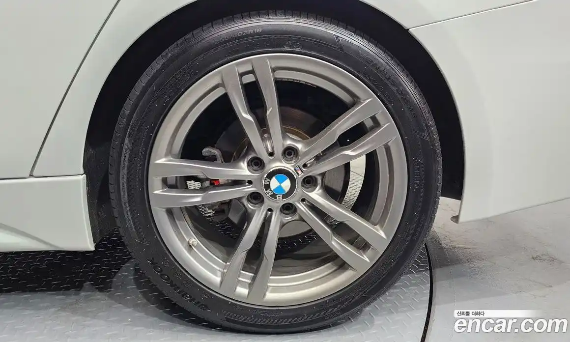 BMW 3-Series 2017 2.0 гидро, фото 7