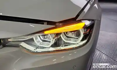 BMW 3-Series 2017 2.0 гидро, миниатюра 8