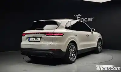 Porsche Cayenne 2023 3.0 автомат (гидро), миниатюра 2
