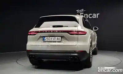 Porsche Cayenne 2023 3.0 автомат (гидро), миниатюра 4