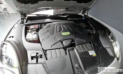 Porsche Cayenne 2023 3.0 автомат (гидро), миниатюра 6