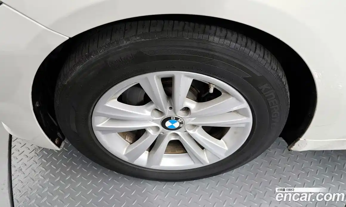 BMW 3-Series 2015 2.0 гидро, фото 5
