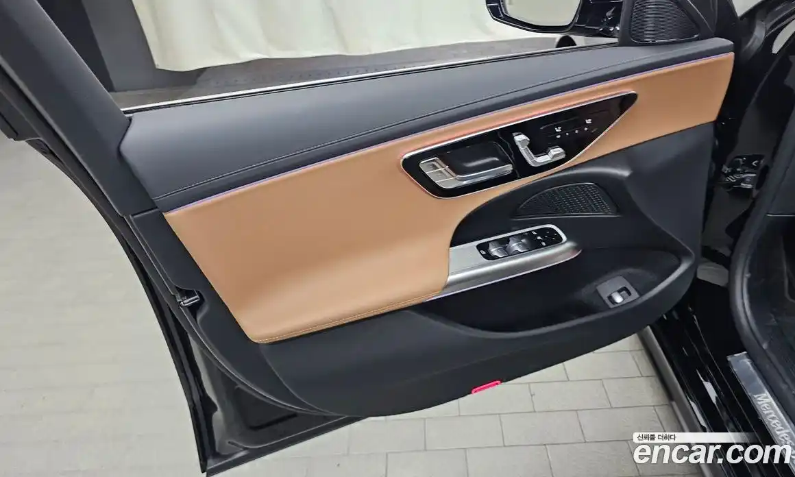 Mercedes-Benz E-Class 2025 2.0 гидро, фото 14