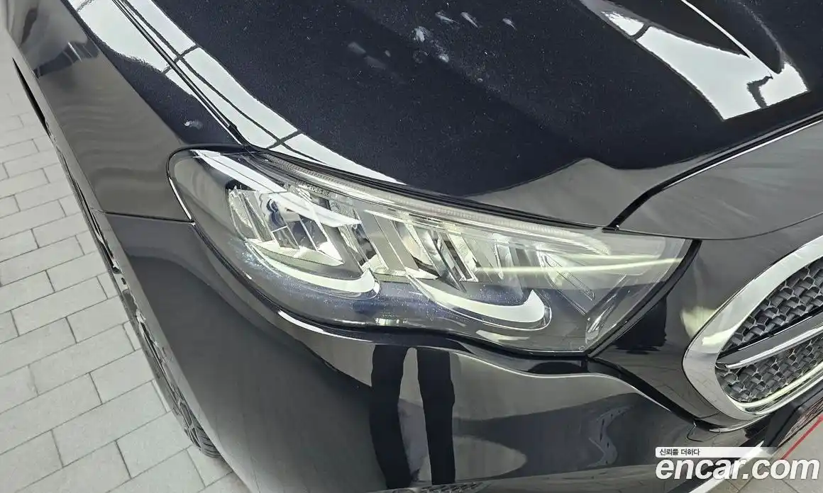 Mercedes-Benz E-Class 2025 2.0 гидро, фото 8