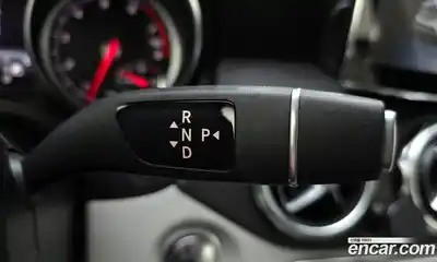 Mercedes-Benz GLA-Class 2018 2.0 гидро, миниатюра 12