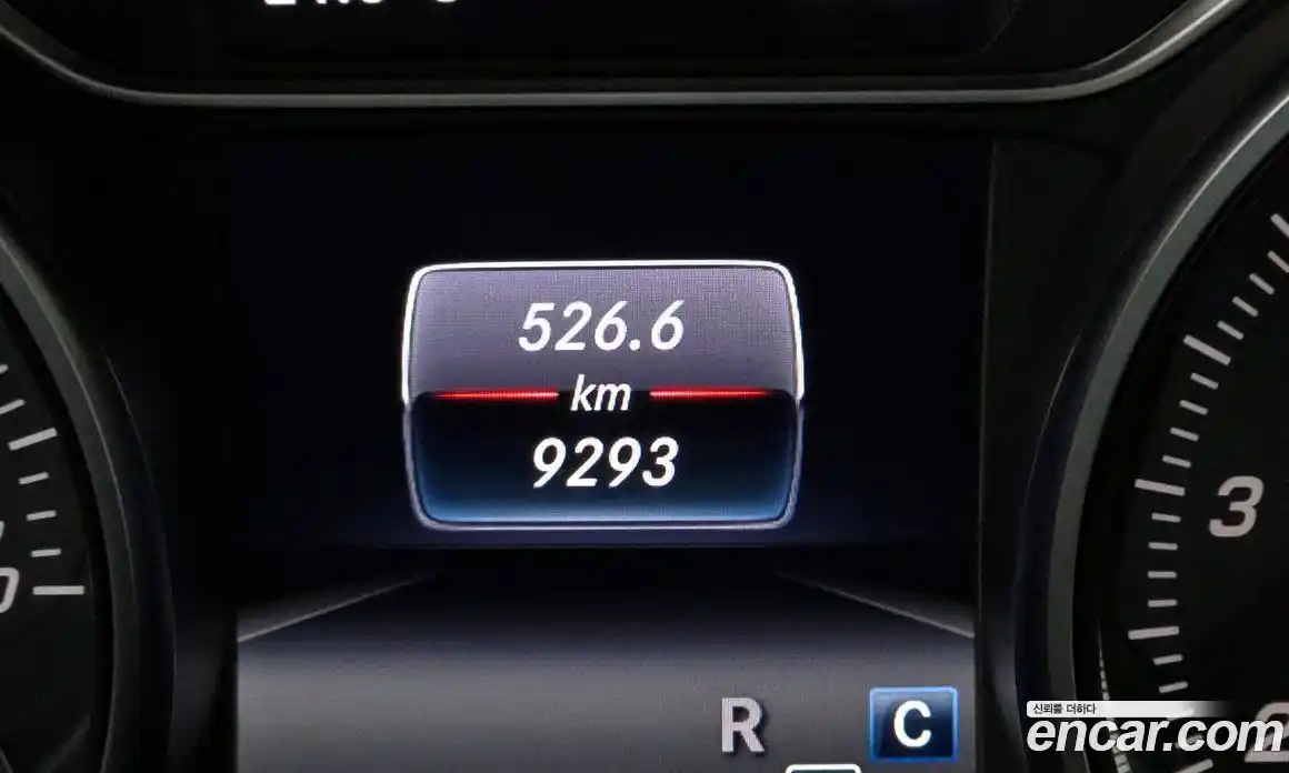 Mercedes-Benz GLA-Class 2018 2.0 гидро, фото 28 Mercedes-Benz GLA-Class 2018 2.0 гидро, фото 28
