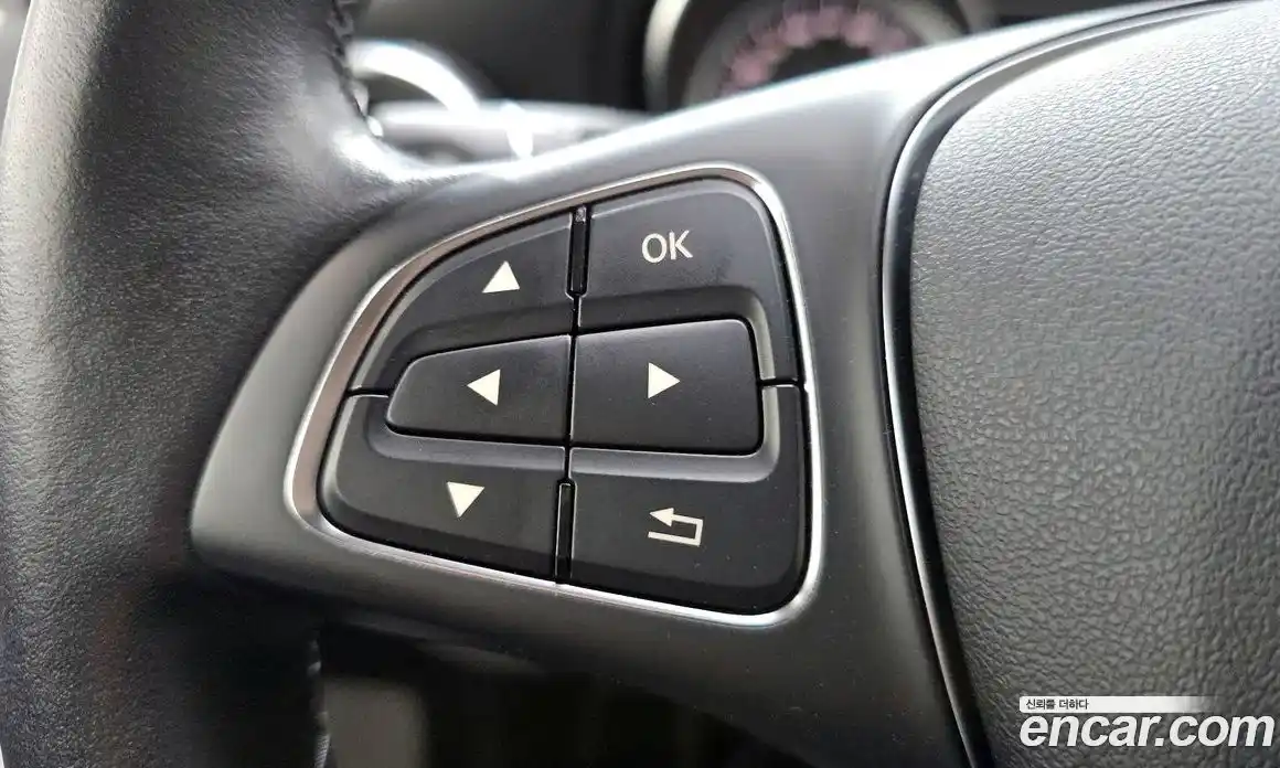 Mercedes-Benz GLA-Class 2018 2.0 гидро, фото 29 Mercedes-Benz GLA-Class 2018 2.0 гидро, фото 29