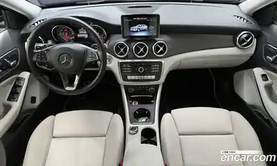 Mercedes-Benz GLA-Class 2018 2.0 гидро, миниатюра 10 Mercedes-Benz GLA-Class 2018 2.0 гидро, миниатюра 10