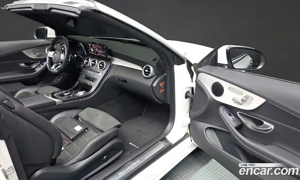 Mercedes-Benz C-Class 2023 2.0 гидро, фото 16