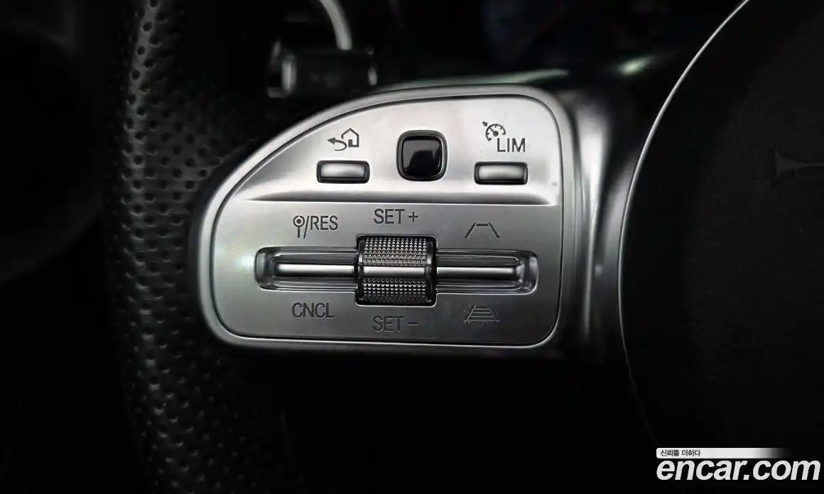 Mercedes-Benz C-Class 2023 2.0 гидро, фото 24