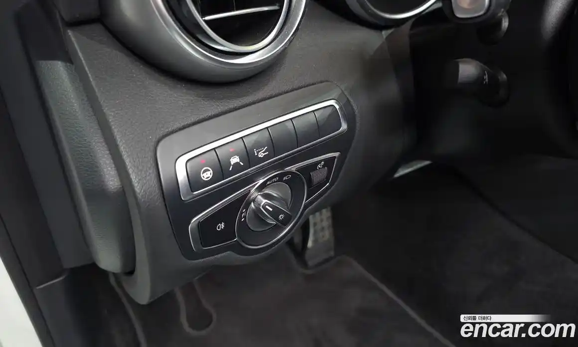 Mercedes-Benz C-Class 2023 2.0 гидро, фото 25