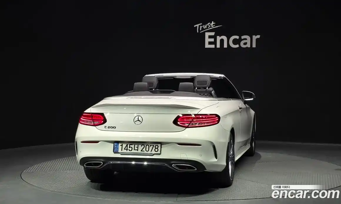 Mercedes-Benz C-Class 2023 2.0 гидро, фото 4