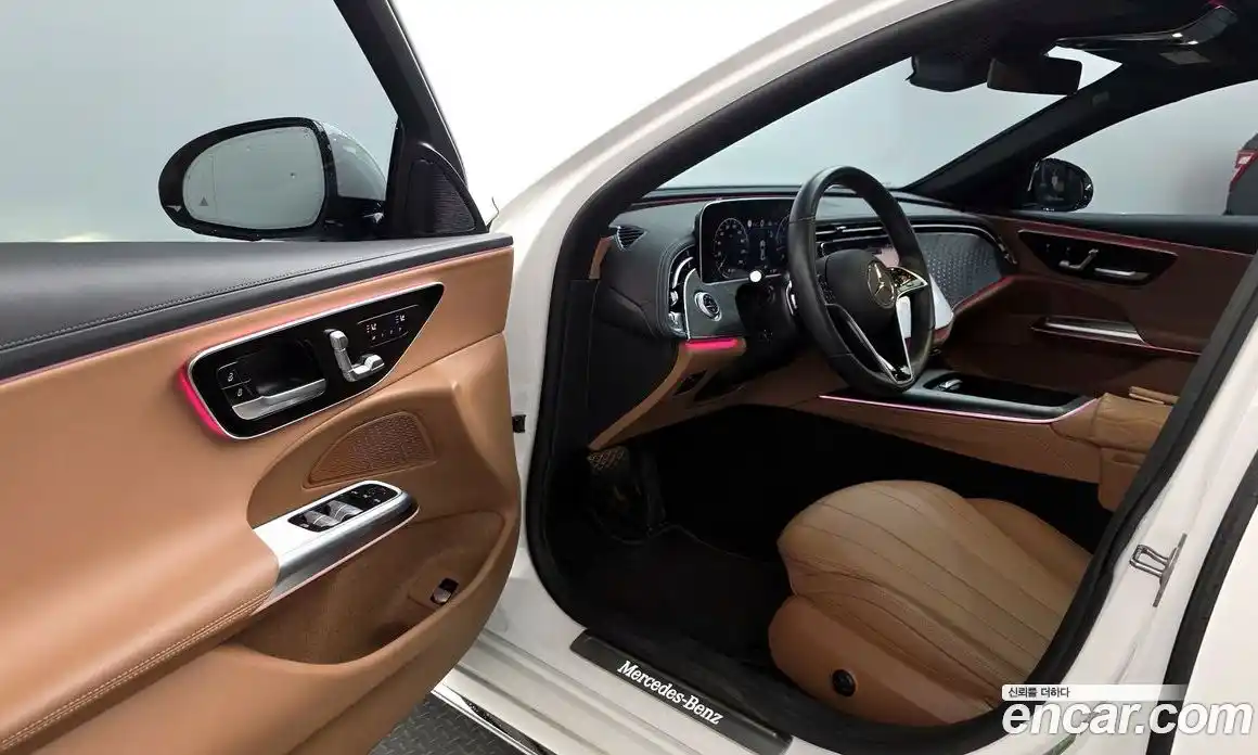 Mercedes-Benz E-Class 2024 2.0 гидро, фото 13