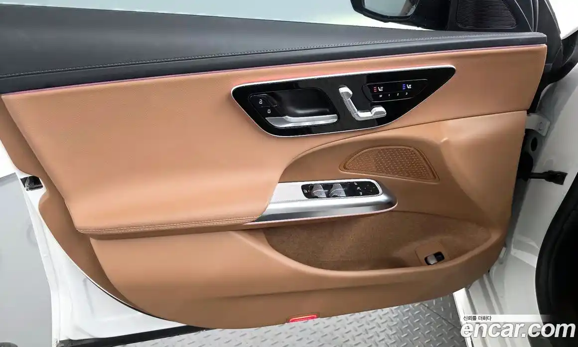 Mercedes-Benz E-Class 2024 2.0 гидро, фото 14