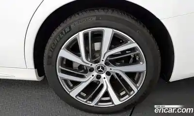 Mercedes-Benz E-Class 2024 2.0 гидро, миниатюра 7