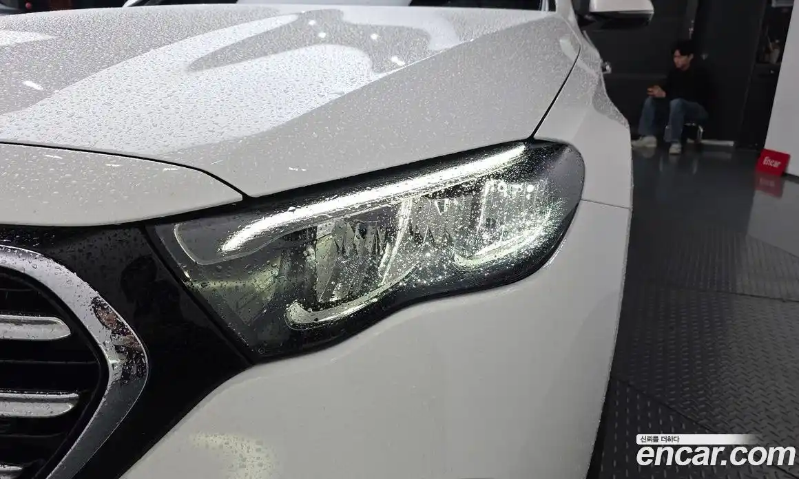 Mercedes-Benz E-Class 2024 2.0 гидро, фото 8