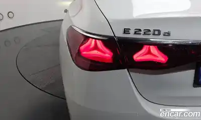 Mercedes-Benz E-Class 2024 2.0 гидро, миниатюра 9