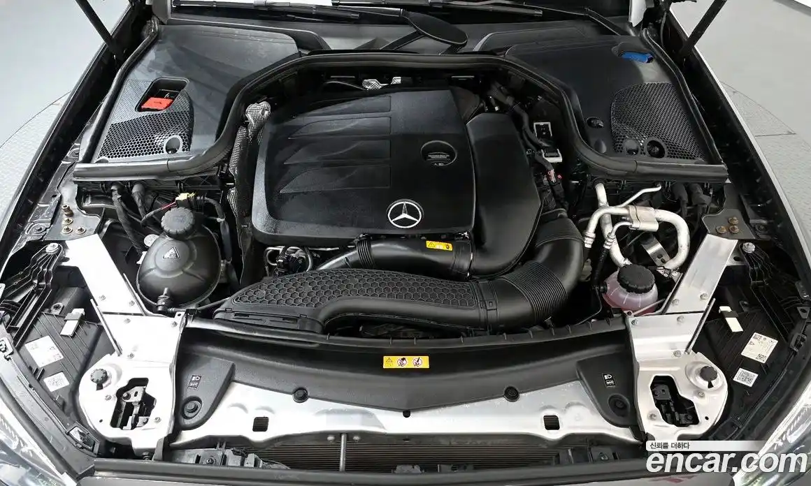 Mercedes-Benz E-Class 2021 2.0 гидро, фото 6
