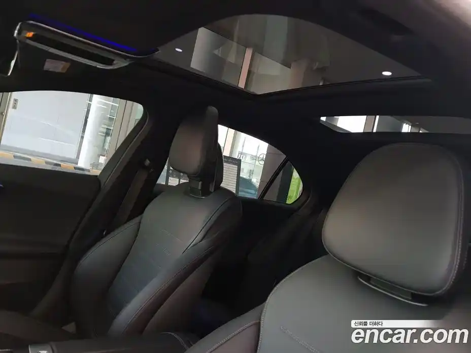 Mercedes-Benz C-Class 2023 2.0 гидро, фото 14
