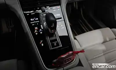 Porsche Panamera 2021 4.0 автомат (гидро), миниатюра 11
