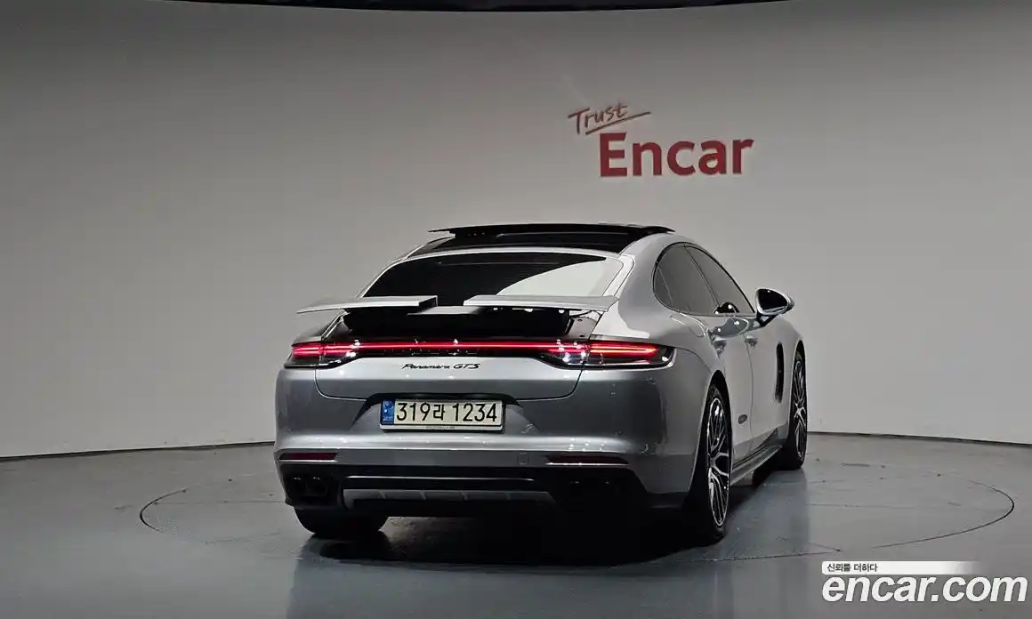 Porsche Panamera 2021 4.0 автомат (гидро), фото 3