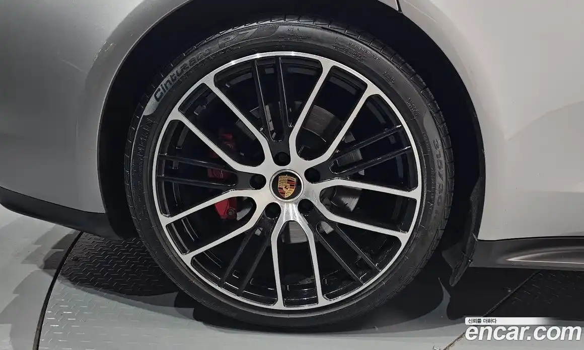 Porsche Panamera 2021 4.0 автомат (гидро), фото 4