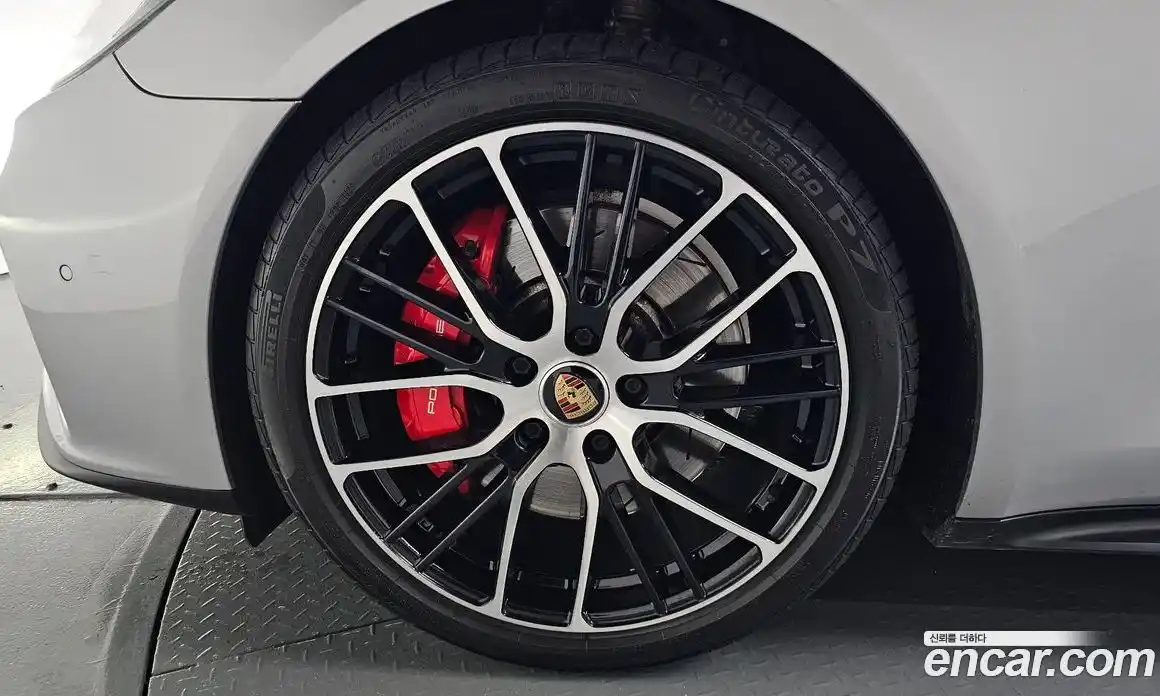 Porsche Panamera 2021 4.0 автомат (гидро), фото 6