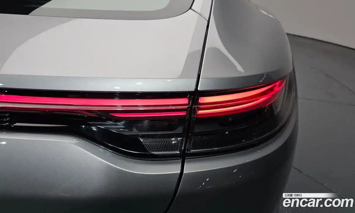 Porsche Panamera 2021 4.0 автомат (гидро), фото 8