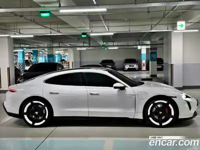 Porsche Taycan 2021 11.0 автомат (гидро), миниатюра 4