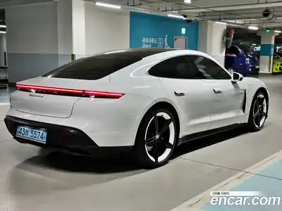 Porsche Taycan 2021 11.0 автомат (гидро), миниатюра 7