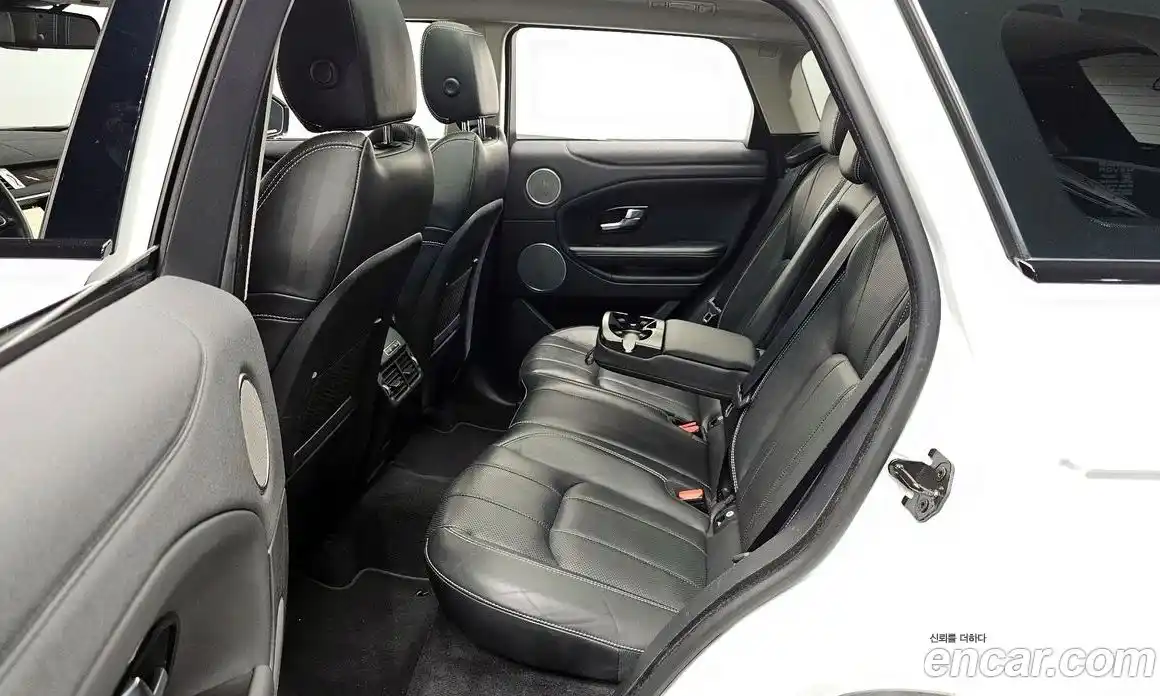Land Rover Range Rover Evoque 2018 2.0 автомат (гидро), фото 16