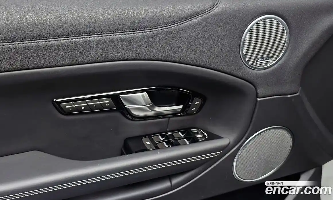 Land Rover Range Rover Evoque 2018 2.0 автомат (гидро), фото 24