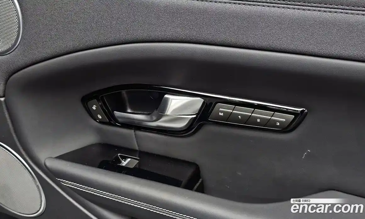 Land Rover Range Rover Evoque 2018 2.0 автомат (гидро), фото 25