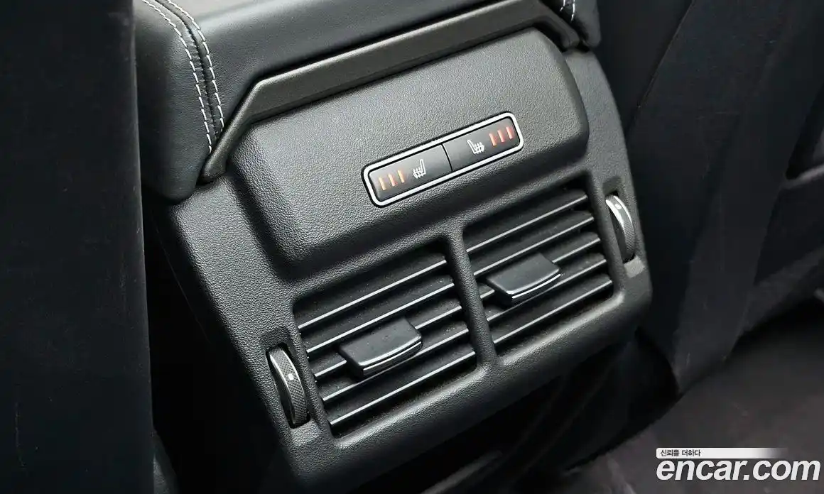 Land Rover Range Rover Evoque 2018 2.0 автомат (гидро), фото 26
