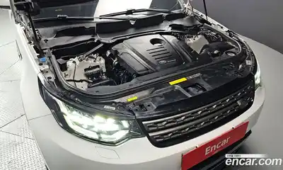Land Rover Discovery 2018 2.0 автомат (гидро), миниатюра 6