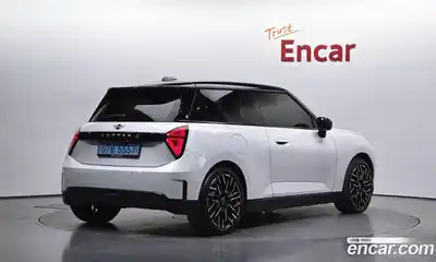Mini Cooper 2024 0.1 автомат (гидро), миниатюра 2