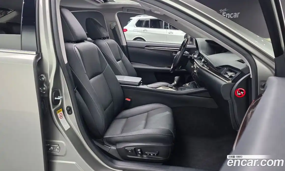 Lexus ES 2018 2.5 гидро, фото 16
