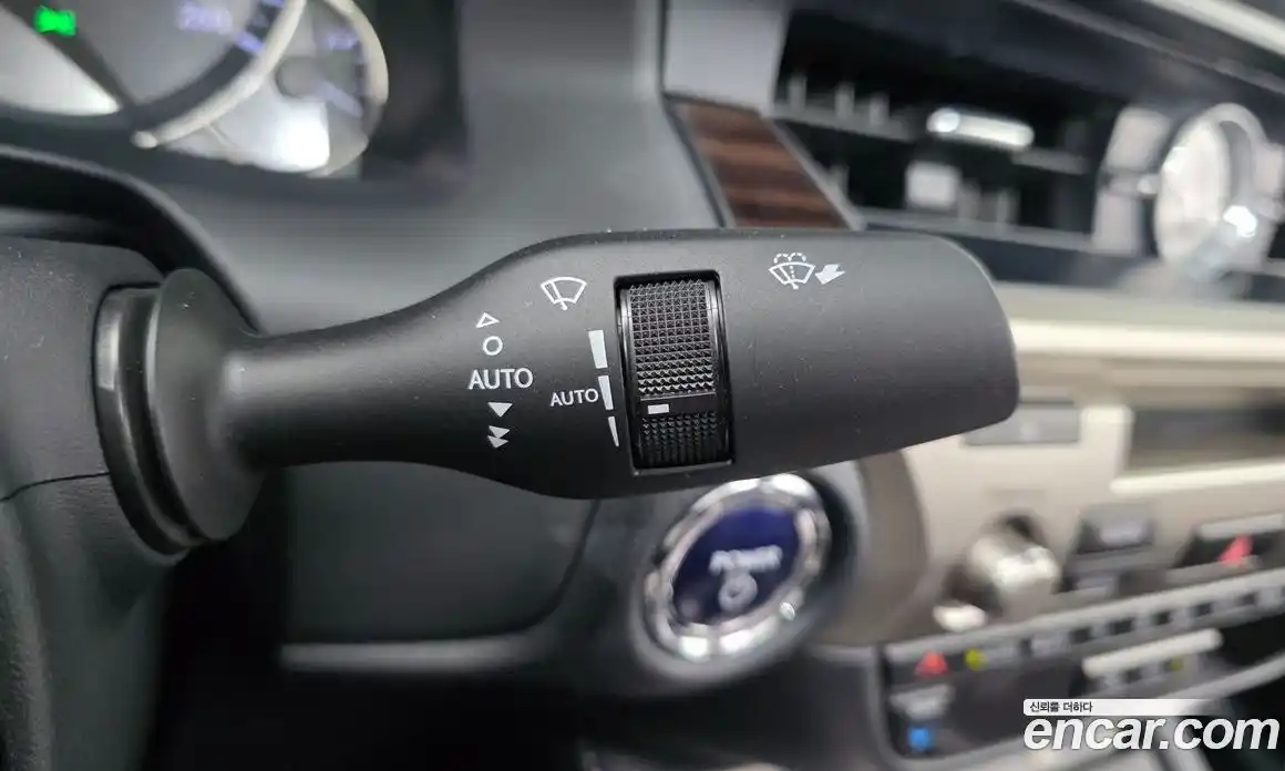 Lexus ES 2018 2.5 гидро, фото 28