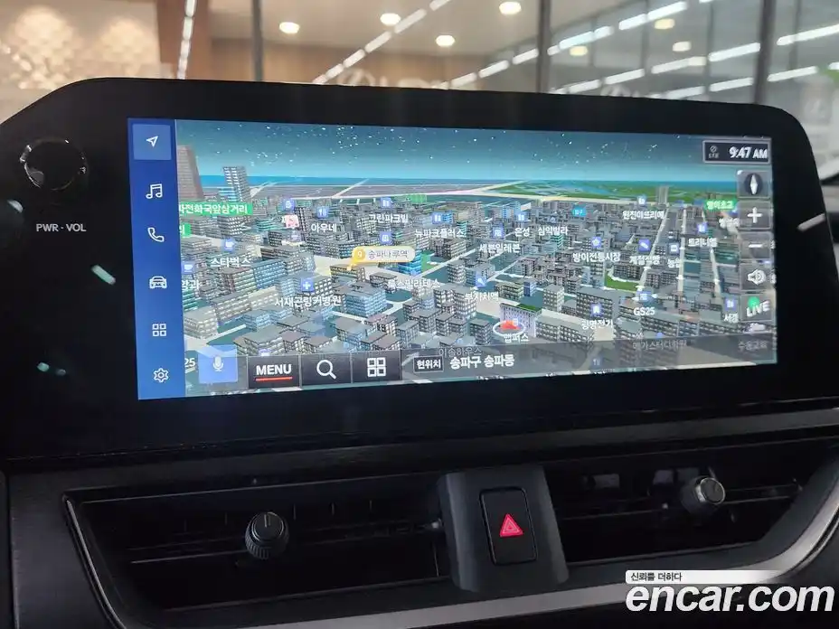 Lexus UX 2025 2.0 вариатор, фото 17