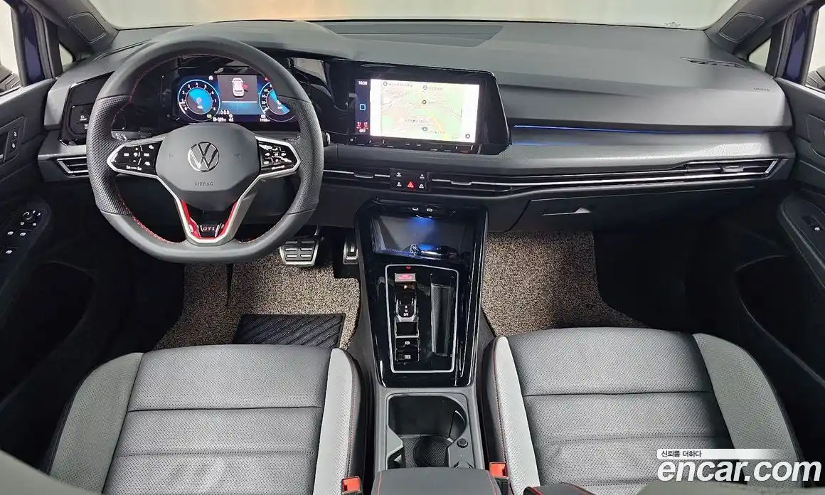 Volkswagen Golf 2024 2.0 автомат (гидро), фото 10
