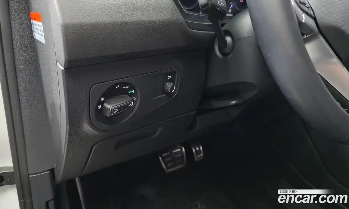 Volkswagen Tiguan 2023 2.0 автомат (гидро), фото 15