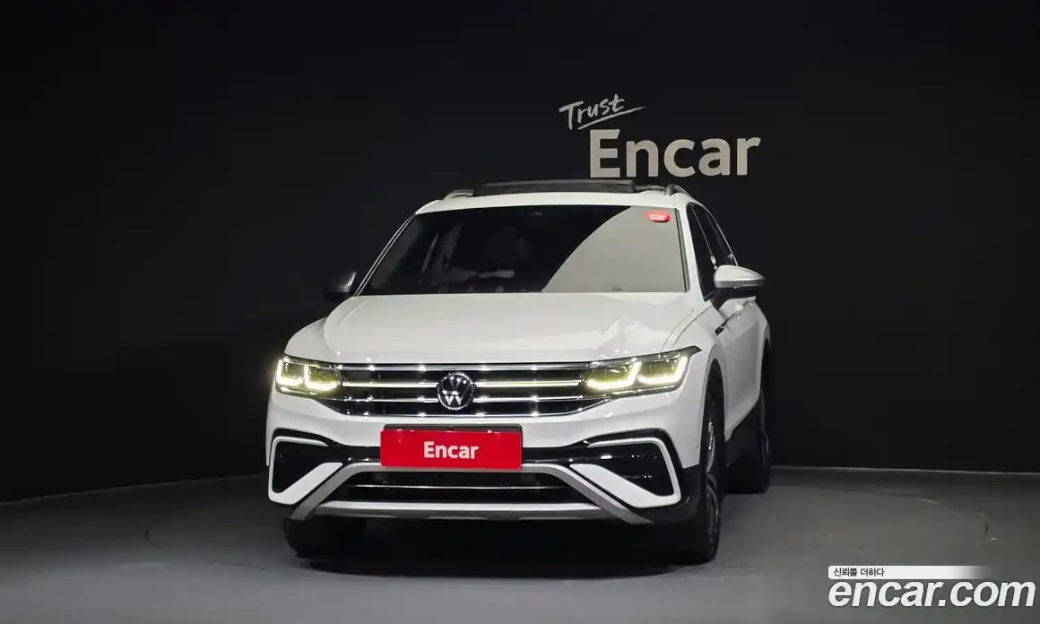 Volkswagen Tiguan 2023 2.0 автомат (гидро), фото 3