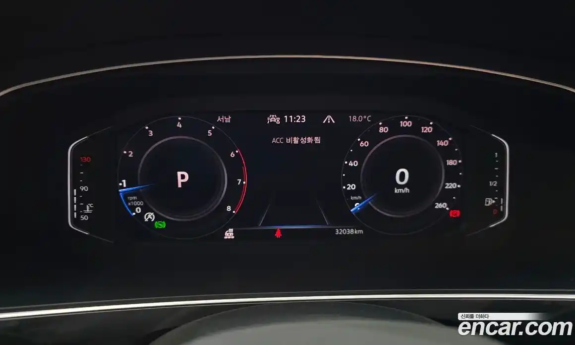 Volkswagen Tiguan 2023 2.0 автомат (гидро), фото 8