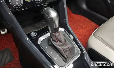Volkswagen T-Roc 2021 2.0 автомат (гидро), миниатюра 9