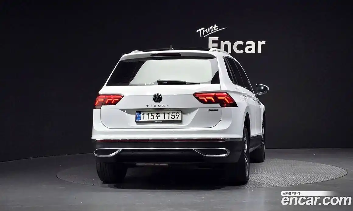 Volkswagen Tiguan 2022 2.0 автомат (гидро), фото 3