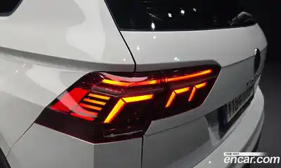 Volkswagen Tiguan 2022 2.0 автомат (гидро), миниатюра 8
