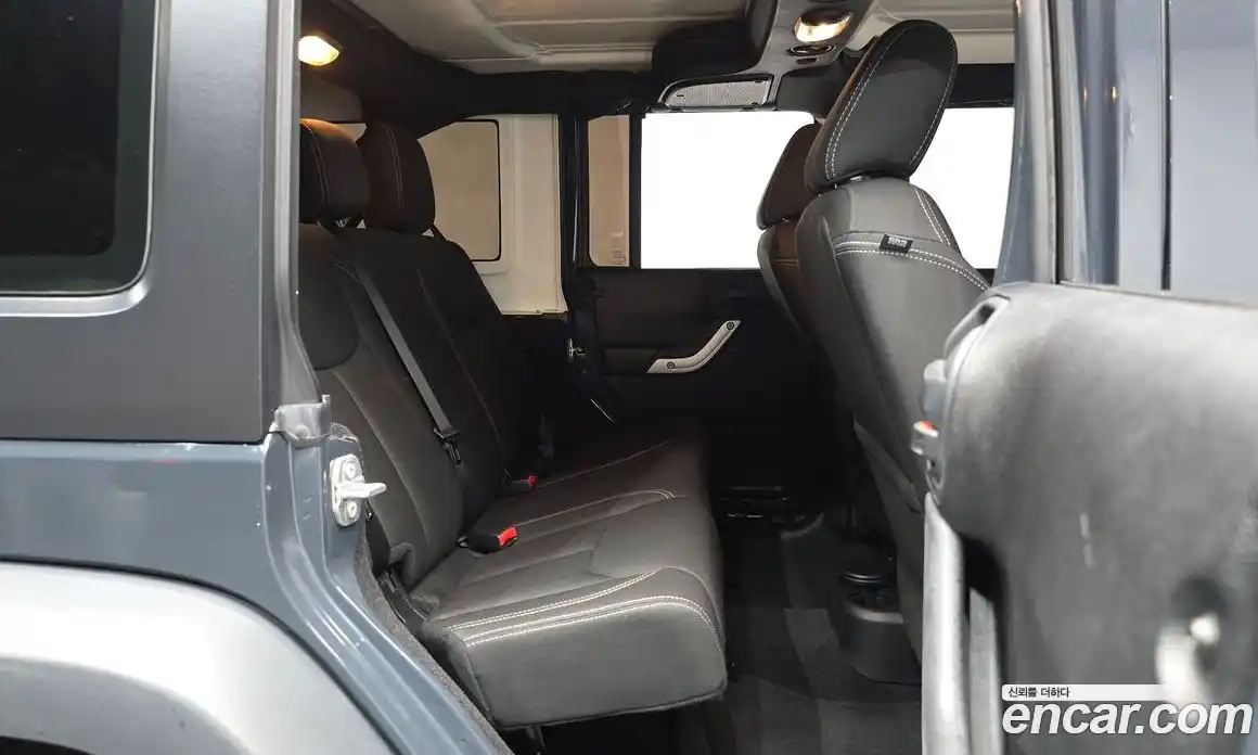 Jeep Wrangler 2016 3.6 автомат (гидро), фото 17